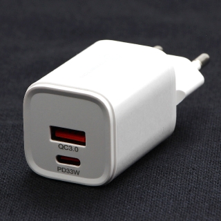 Miniatura galerii Adapter sieciowy 33W